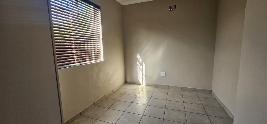 2 Bedroom Property for Sale in Hartebeesfontein Western Cape